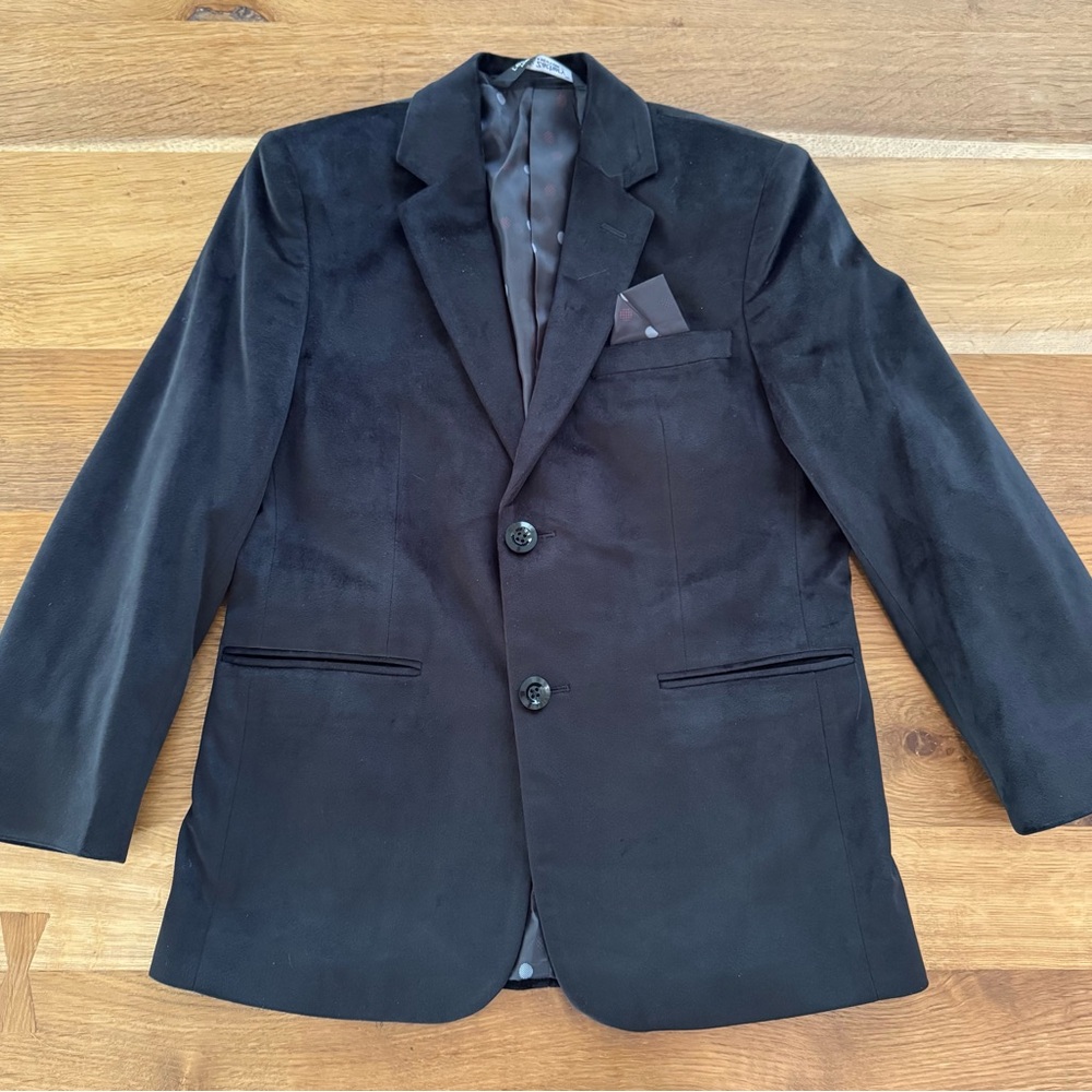 Leo & Zackary Velvet Black Kids Blazer 12
